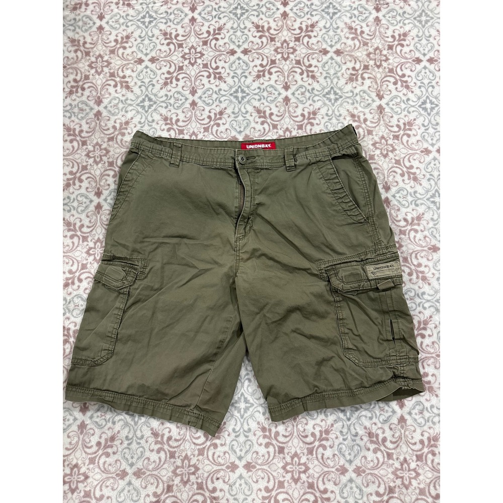 Unionbay Mens Cargo Shorts Size 36 Olive Green Cotton Stretch Utility Pockets